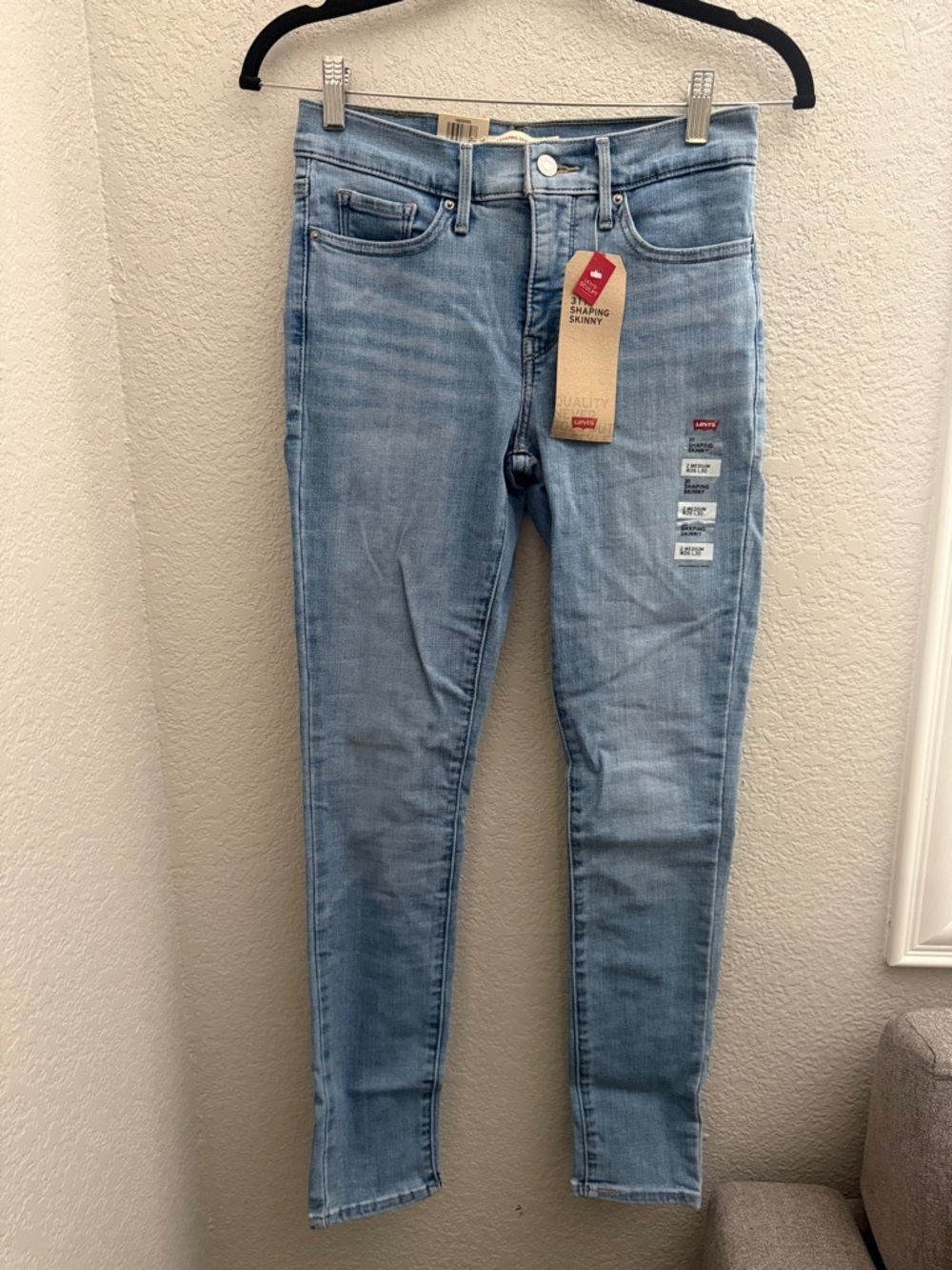 NWT Levi's Light Blue Shaping Skinny Jeans